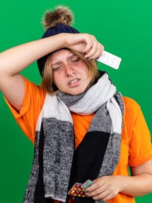 सर्दियों में जल्दी-जल्दी पड़ रहे हैं बीमार! आज ही खाना शुरू कर दें ये 5 सुपरफूड्स