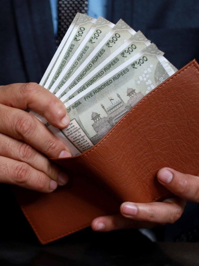 दिल खोलकर करना चाहिए इन 3 कार्यों में खर्चा, बढ़ जाएगी दौलत