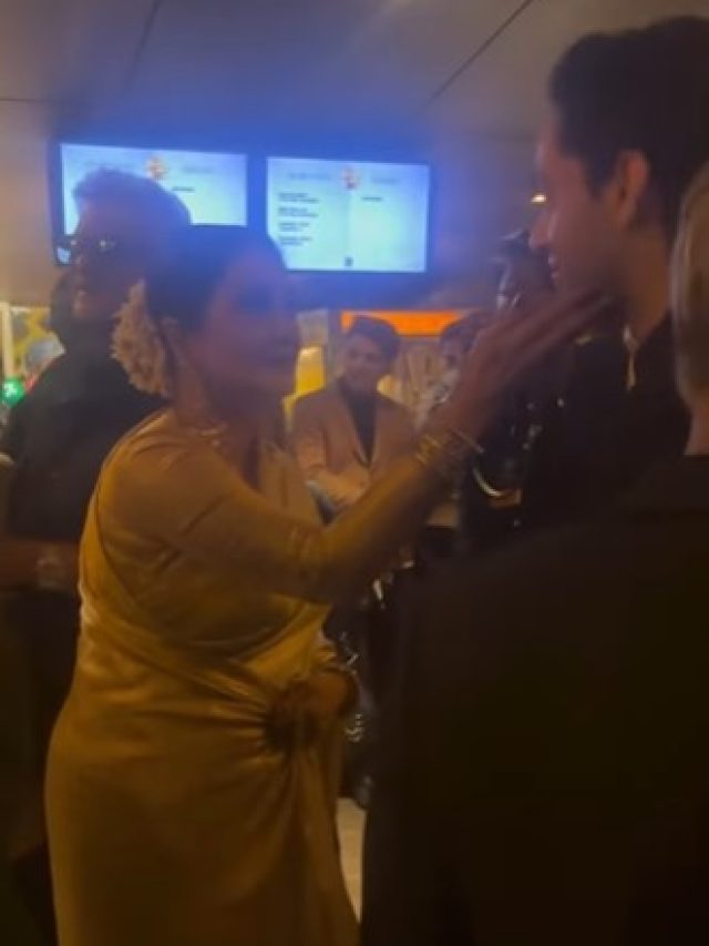 अमिताभ बच्चन के नाती को रेखा ने लगाया गले, अगस्त्य ने हाथ जोड़कर किया नमस्ते, Video