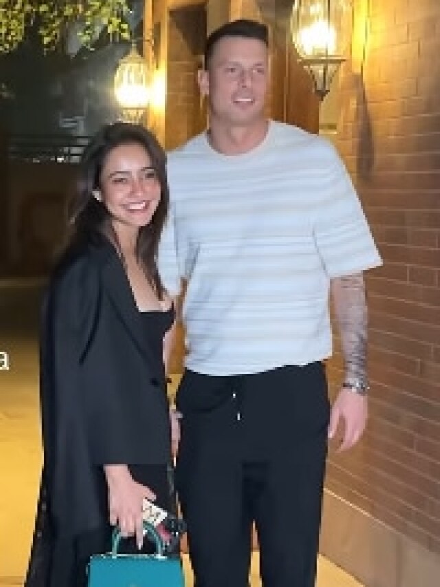 रिश्ते में करोड़पति एक्ट्रेस? मिस्ट्री मैन के हाथों में हाथ डाले आई नजर, फैन्स बोले- कौन है?