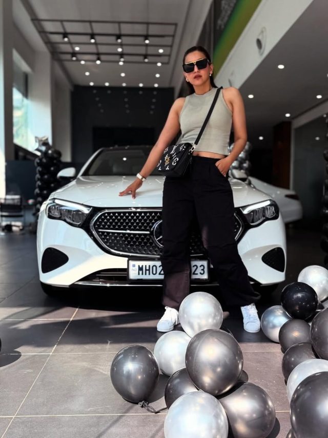 एक्ट्रेस का गजब शौक! गाड़ियों का तगड़ा कलेक्शन, फिर खरीदी 1 करोड़ की कार