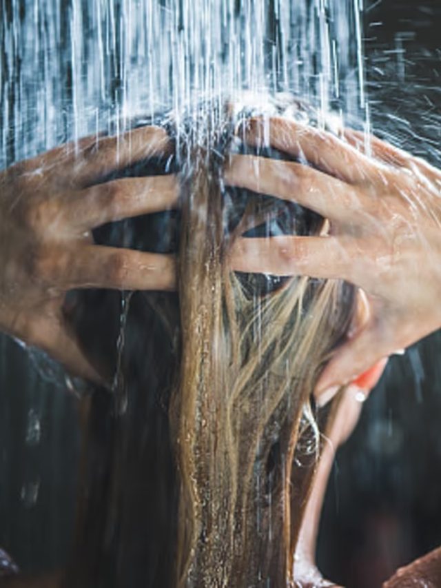 সন্তানের ভবিষ্যৎ নষ্ট করে মা-বাবার এই  ভুল, আপনি করেন না তো!