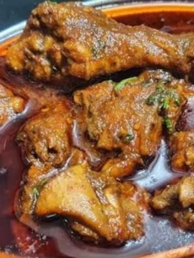 মুরগির মাংসের হাড় চিবোলে এসব হয়, জেনে রাখুন