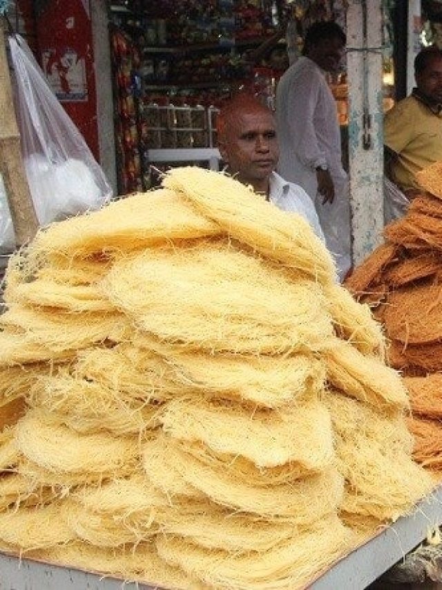 গরম দুধে লাচ্ছা সেমাই, শীতের দুর্দান্ত রেসিপি, ঘরেই বানান এভাবে