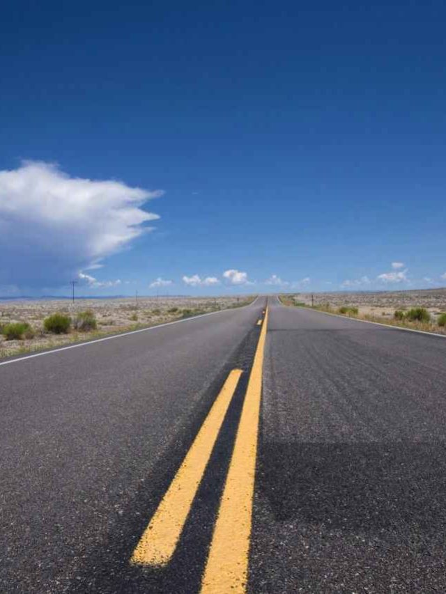 सड़क पर बनी इन सफेद-पीली लाइनों से अनजान हैं? तो हो जाएं सावधान!