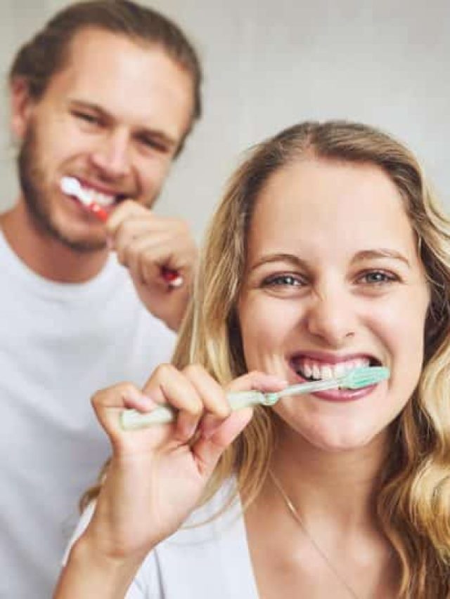 টুথব্রাশ কতদিন পর্যন্ত ব্যবহার করা যায়? যা বললেন দাঁতের ডাক্তার