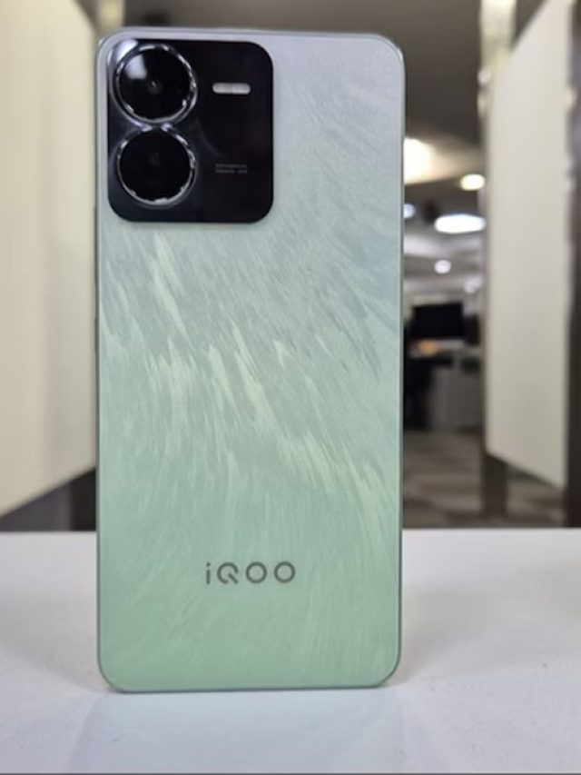 iQOO के फोन पर बंपर ऑफर, इतनी रह गई है कीमत