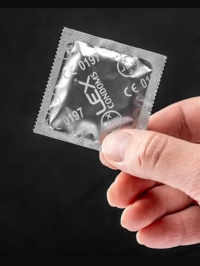 কোন বয়সে কন্ডোম কেনা যায় জানেন? অধিকাংশই ভুলটা জানে