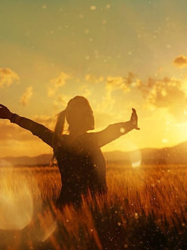 4 शुभ योगों में शुरू होगा नया साल 2025, इन 5 राशियों के बदलेंगे दिन