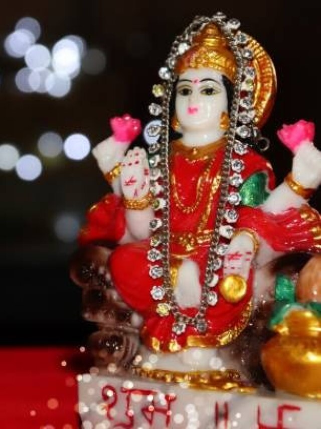 2025 के पहले दिन घर की दक्षिण दिशा में रखें ये एक चीज, पूरे साल नहीं होगी धन हानि