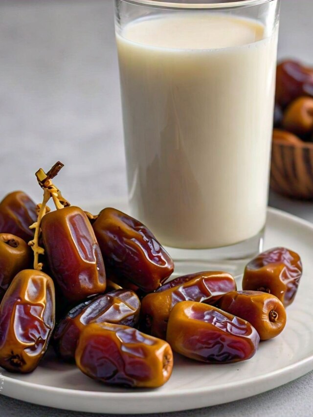 सर्दियों में रोज गर्म दूध के साथ खाएं ये ड्राई फ्रूट, मिलेंगे 9 जबरदस्त फायदे