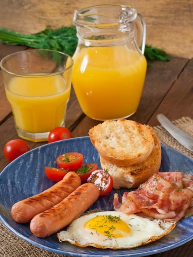 नाश्ते में भूलकर भी न खाएं ये 5 चीजें, हो सकते हैं साइड इफेक्ट्स!