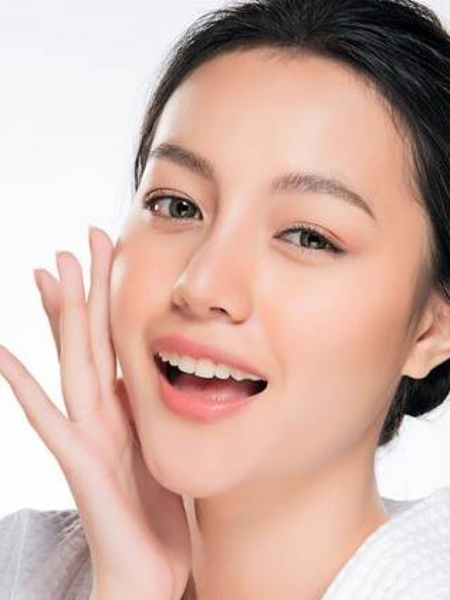 পাবেন কোরিয়ানদের মতো গ্লাস স্কিন, সিক্রেট লুকিয়ে এই পাতি জলে