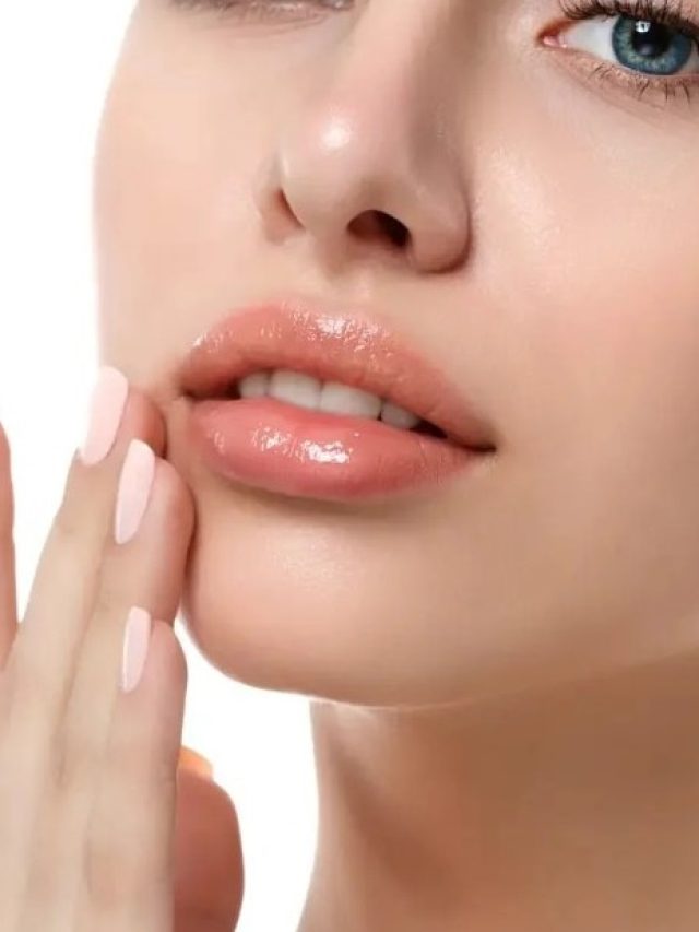 ফাটাফুটো ঠোঁট হবে গোলাপি আর নরম, কাজে আসবে বউদির দেওয়া সস্তার টিপস