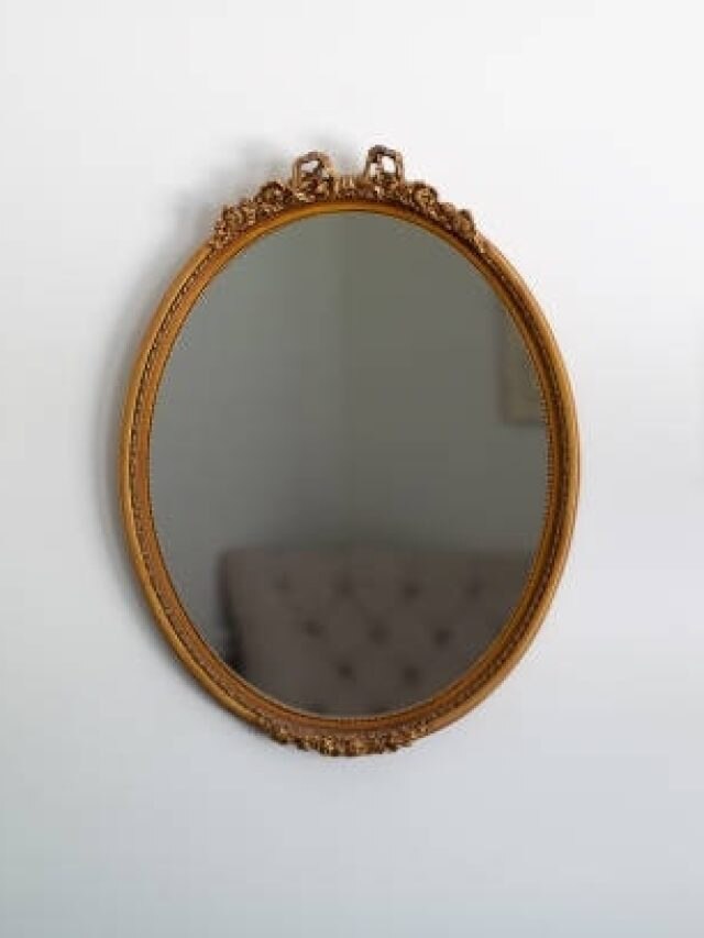 घर की इस दिशा में लगाएं शीशा, पैसों से भर जाएगी तिजोरी