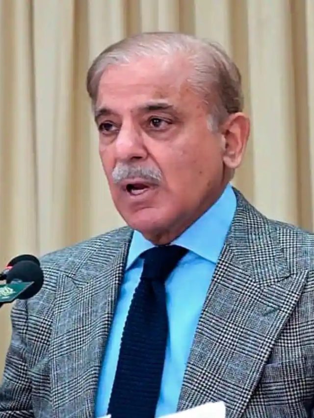 चैम्पियंस ट्रॉफी विवाद में पाकिस्तानी प्रधानमंत्री की एंट्री, भारत के नहीं आने पर कही ये बात