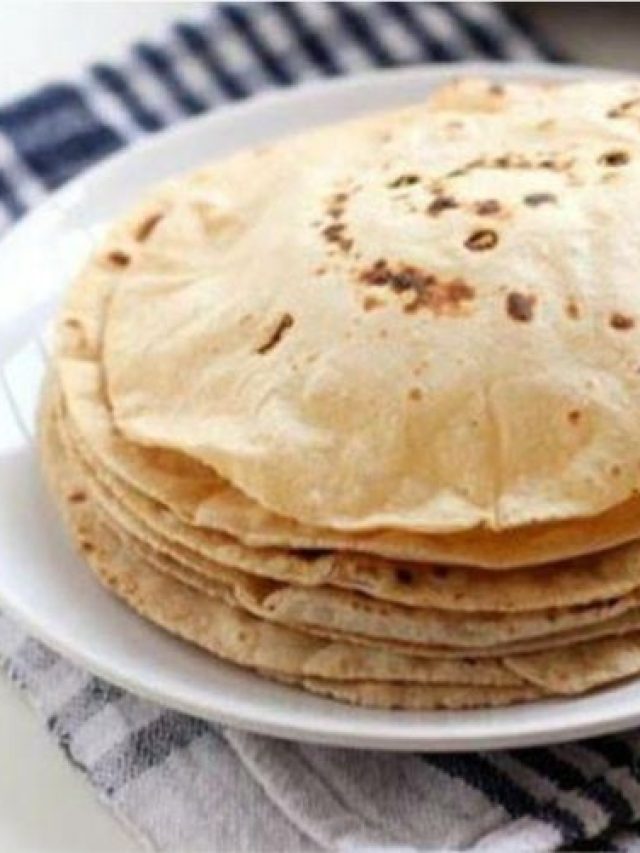 বেলা সেঁকার ঝামেলা নেই, একবারেই হবে গরমা গরম ৩টে রুটি