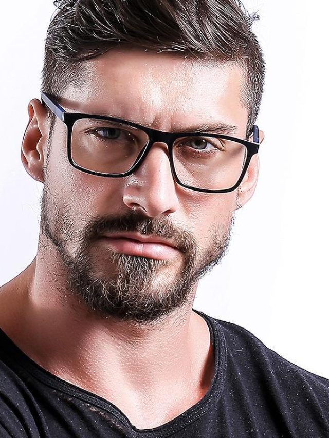 ঝাঁ চকচকে হবে কাচ, দেখবেন স্পষ্ট, চশমা পরিষ্কারের ৩ টোটকা