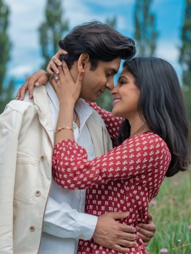 এই বয়সের মেয়েদের পুরুষের ছোঁয়া পাওয়ার ইচ্ছে তীব্র হয়