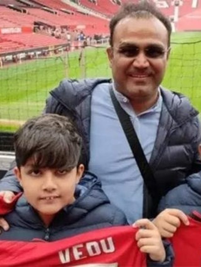 सहवाग के बेटे ने गेंदबाजी में बरपाया कहर... 5 खिलाड़ियों को बनाया शिकार