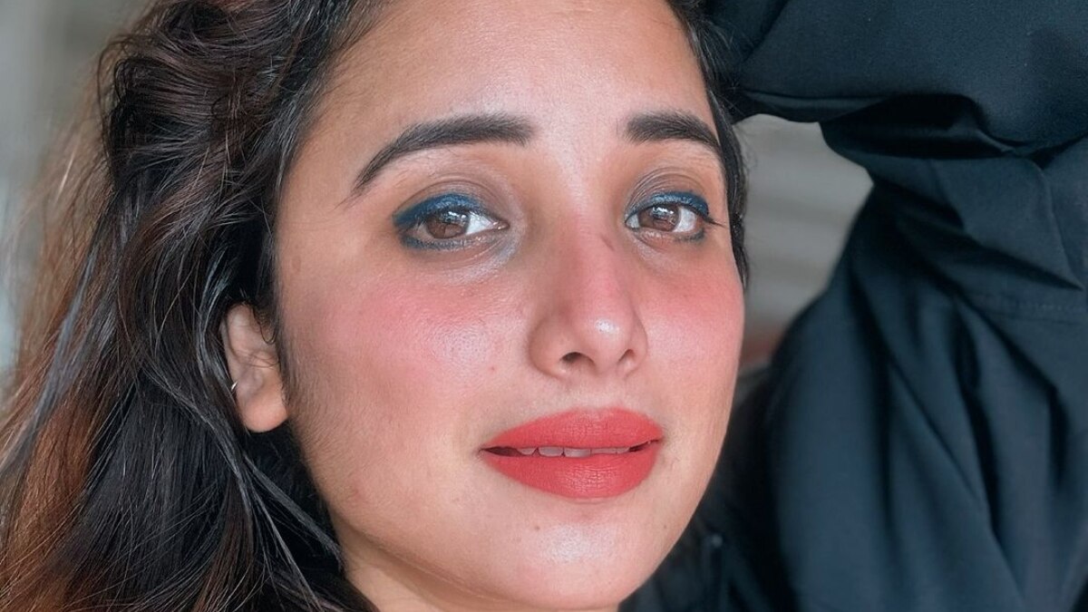 1, 2 नहीं रानी चटर्जी ने साइन की 11 फ‍िल्में, खुशी का नहीं ठ‍िकाना, किया मुहूर्त