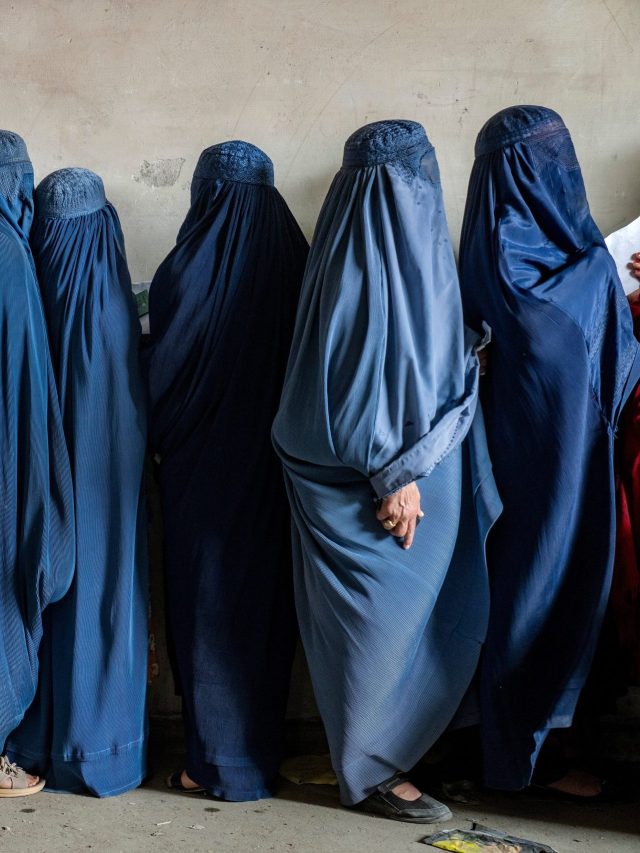 घर से भागने पर या फिर... जिन 580 लोगों को तालिबान ने लगवाए कोड़े, जानिए उनके गुनाह