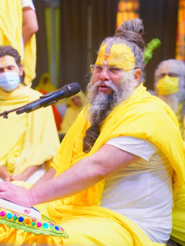 এই ৭ জায়গায় চুপ না থাকলে নিজের ক্ষতি, বলছেন প্রেমানন্দ মহারাজ