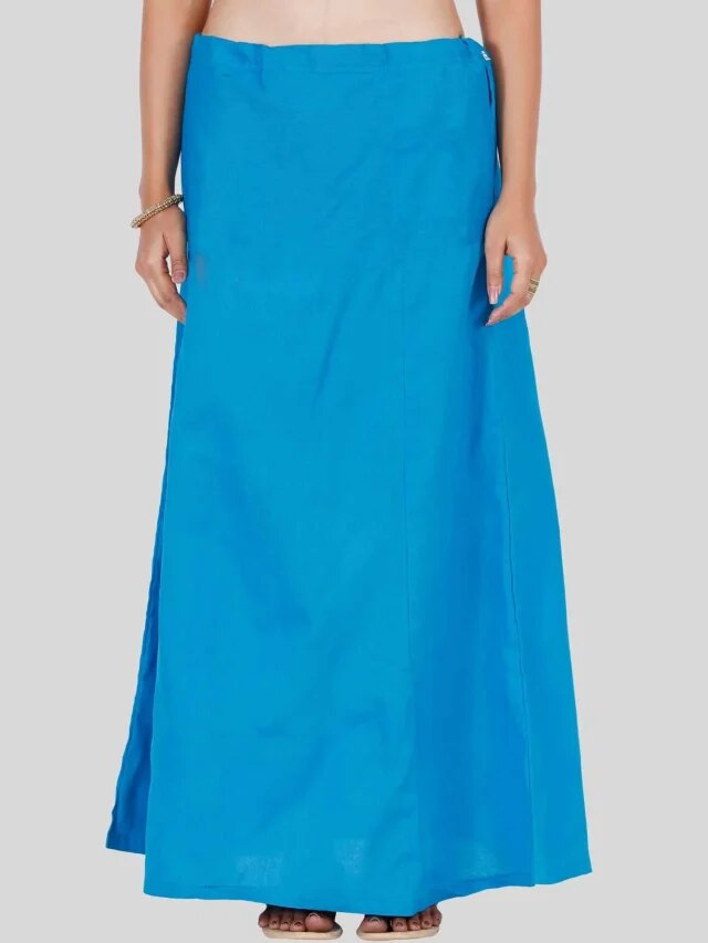 সায়া-কে ইংরেজিতে কী বলে? বেশিরভাগ মহিলাই জানেন না