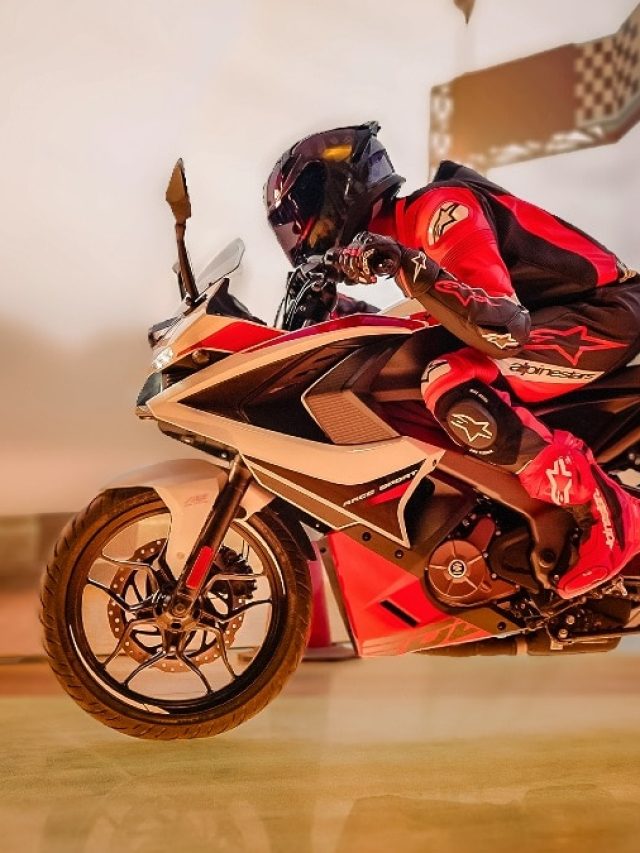 पावरफुल इंजन... स्मार्ट फीचर्स! आ गई नई Pulsar RS 200, कीमत है इतनी