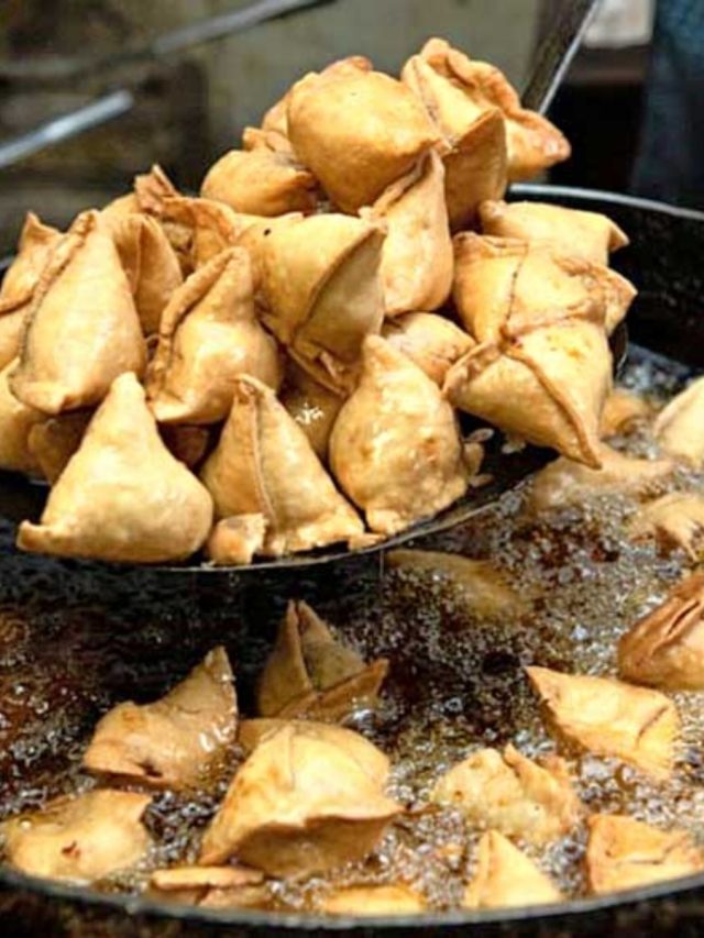 বিকেলে মুড়ির সঙ্গে মুচমুচে ফুলকপির সিঙাড়া, দেখে নিন রেসিপি