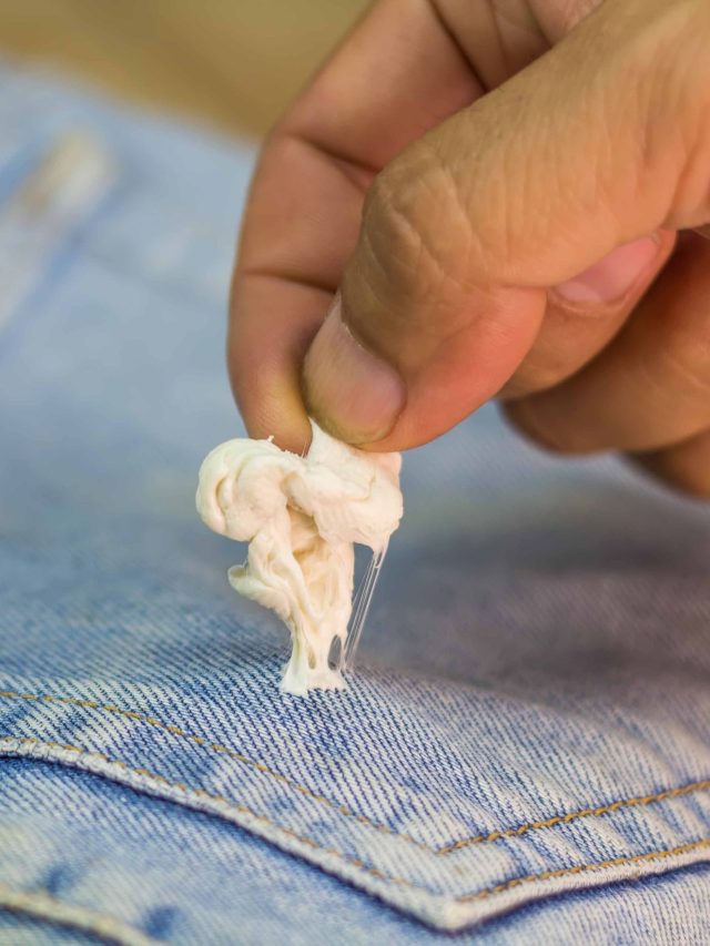 কাপড়ে 'চ্যুইংগাম' সেঁটে গেলে কীকরে তুলবেন? ৫ হ্যাকসে সেকেন্ডে সমাধান