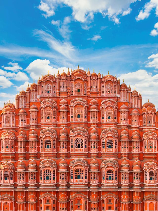 हवामहल की इस दीवार के पीछे क्या है?