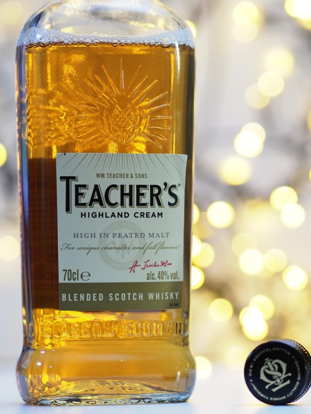 क्यों पड़ा इस शराब का नाम Teacher's? समझिए पूरी कहानी