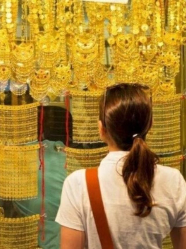 अचानक 700 रुपये सस्ता हुआ सोना, दिल्ली में 10 ग्राम का ये नया रेट