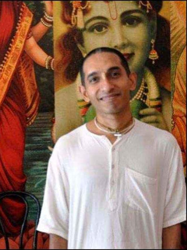 वो IITians जो लाखों की नौकरी छोड़कर बन गए संत