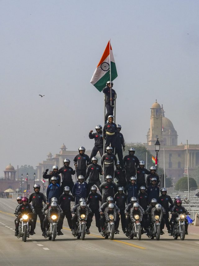 এবার ৭৬তম নাকি ৭৭তম প্রজাতন্ত্র দিবস? অনেকেই ভুল করছেন