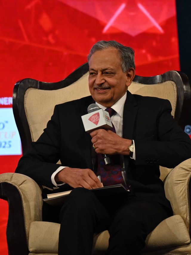 100 साल जीना है तो बदलें अपने खाने का पैटर्न, देश के बड़े डॉक्टर सरीन ने बताया