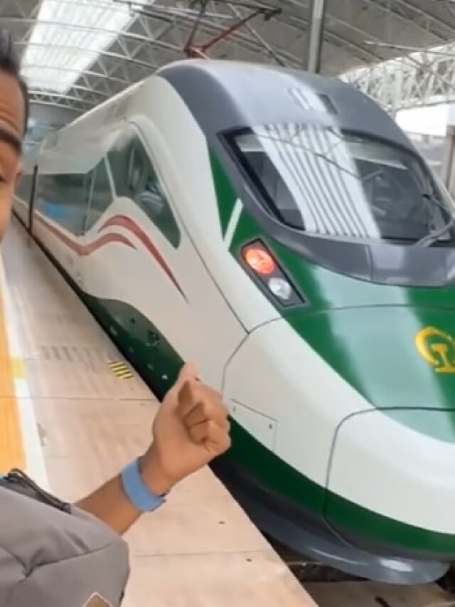 अंदर से ऐसी हैं चीन की ट्रेनें, जनरल डिब्बे का ये रहता है हाल! वायरल हो रहा Video