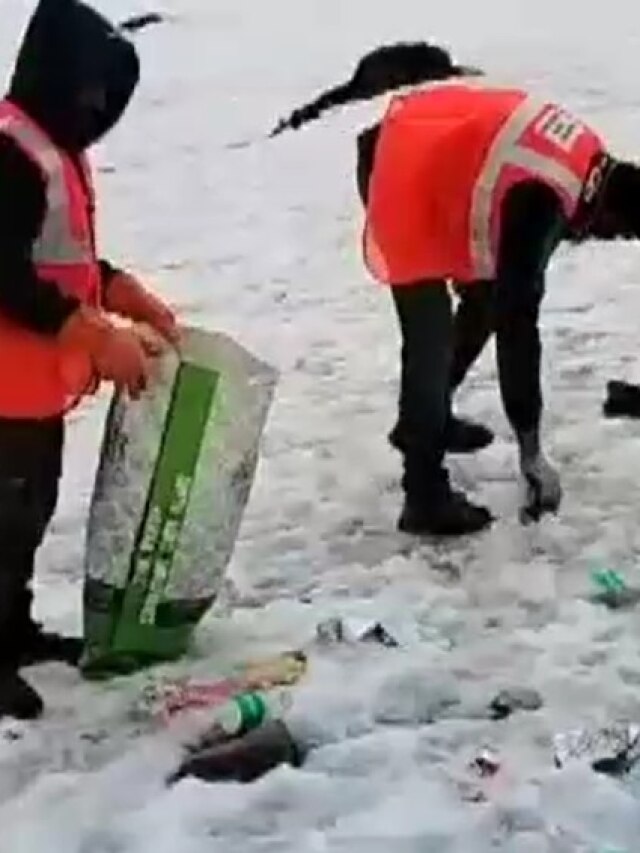 बर्फीली वादियों में कूड़ा ही कूड़ा... एक दिन में उठाया गया 400 किलो वेस्ट