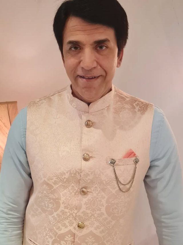 57 साल का मशहूर एक्टर, इंटरनेट पर बताया गया 71 का, काम म‍िलना हो गया बंद!