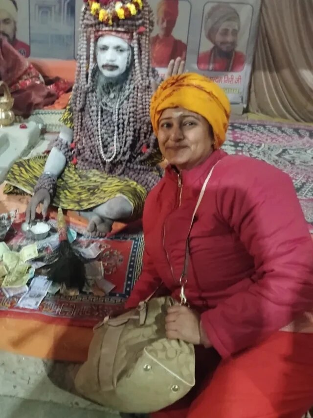 भगदड़ मचने से पहले महाकुंभ में थी एक्ट्रेस, वीड‍ियो बनाकर दिखाया हाल, किया स्नान