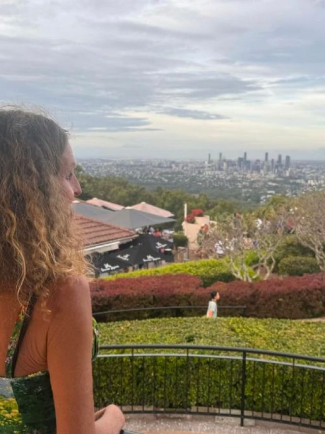 33 साल से सिर्फ फल खाकर जिंदा है ये महिला, अन्न को छुआ तक नहीं!