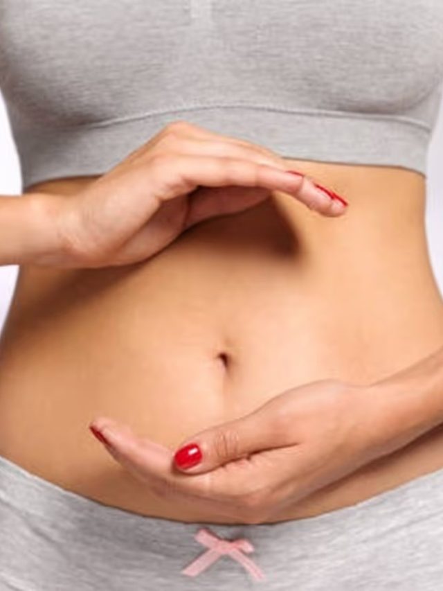 নাভিতে রাতে ১ ফোঁটা নারকেল তেল, ব্যস, উপচে পড়বে সব