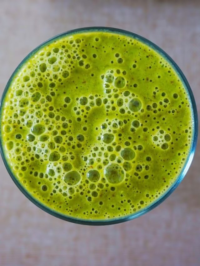 শুধু ঘষে নিন এই সবজির রস, তাতেই পাকা চুল কুচকুচে কালো হবে