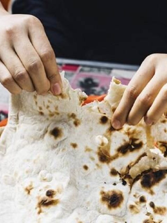 বাসি রুটি খেলে এসব উপকার হয়, জেনে রাখুন