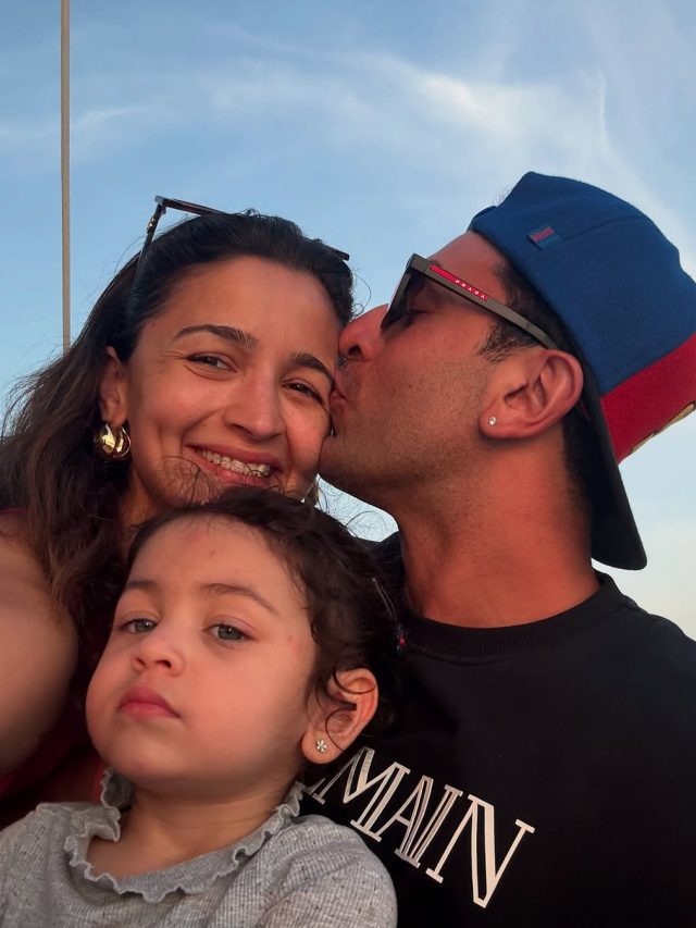 थाईलैंड में रोमांटिक हुए रणबीर, पत्नी आलिया को किया Kiss, साथ दिखी बेटी राहा