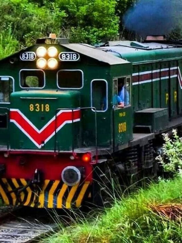 भारत में जैसे फर्स्ट, सेकंड AC होता है, वैसे पाकिस्तान की ट्रेनों में क्या है?