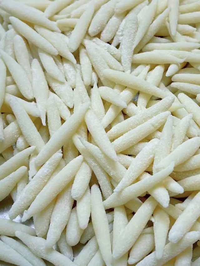 ছোট ছোট লম্বা লম্বা লোভনীয় চুষি পিঠে, চাইবেন বারবার, গ্রামের রেসিপি