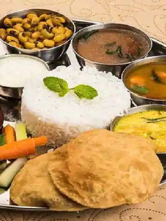 শুধু শনির রোষ থেকে বাঁচতেই শনিবার 'নিরামিষ' খেতে হয়? আসল কারণ জানুন