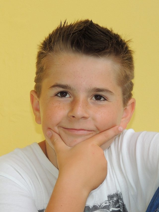 নিয়ম মেনে সকালে এই ৫ কাজ করান, সন্তান অবশ্যই হবে বুদ্ধিমান